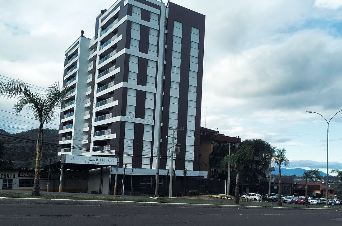 Foto sobre Edifícios por todas as partes