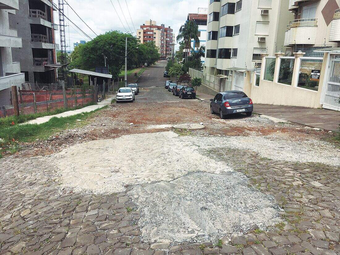 Foto sobre Canteiro de obras VAI NESTA EDIÇÃO