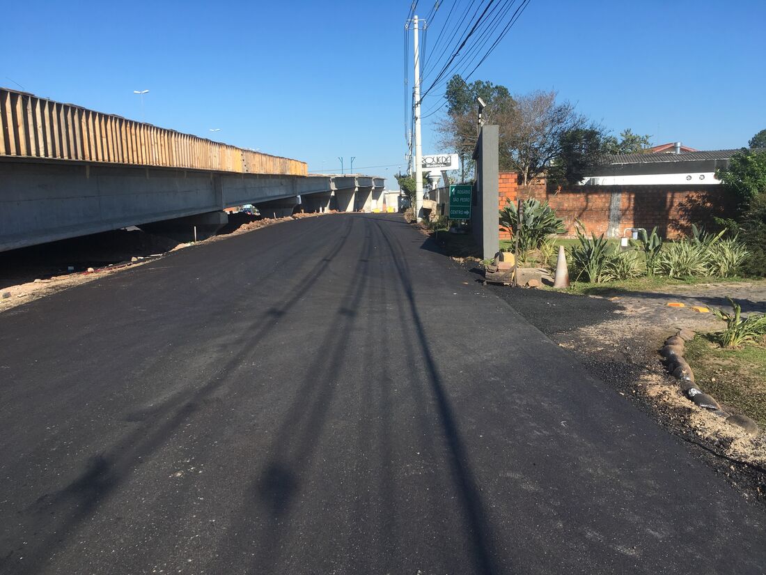 Foto sobre Obras no trevo da Uglione
